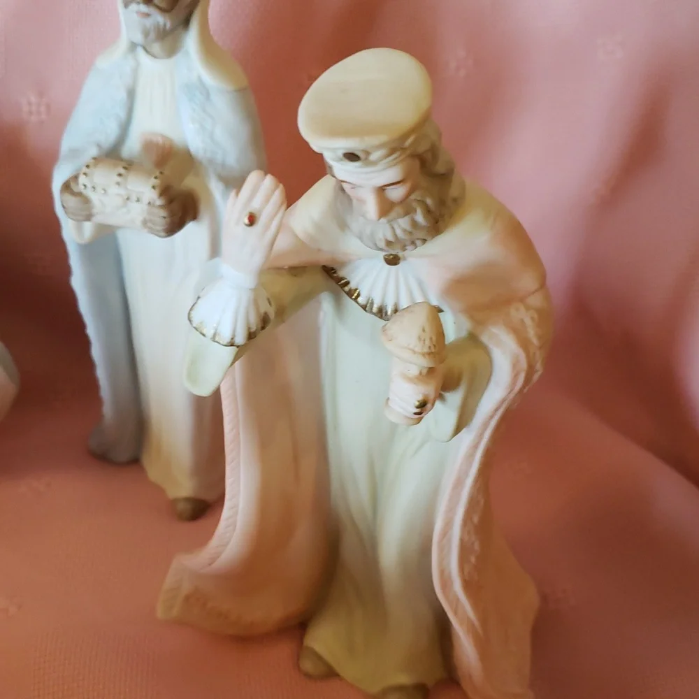 🎄The Christopher Collection "Spirit Of Bethlehem" Nativity Scene Nine Piece Set - Picture 7 of 11